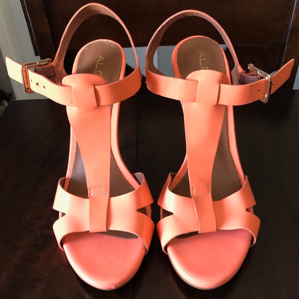 Aldo orange pumps size 7.5